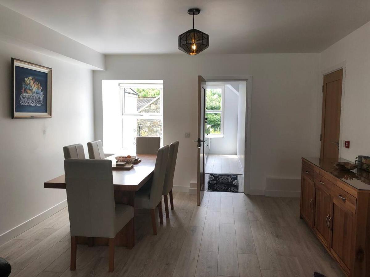 Perfect Apartment In Ideal Location Ennistimon Esterno foto