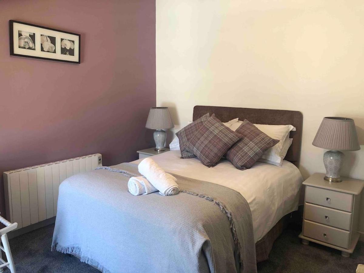 Perfect Apartment In Ideal Location Ennistimon Esterno foto