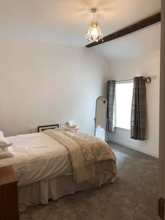Perfect Apartment In Ideal Location Ennistimon Esterno foto